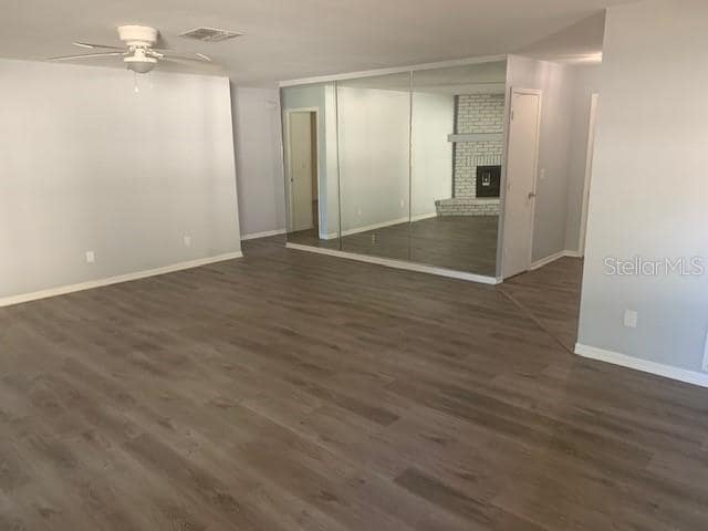 Building Photo - 886 Harbor Hill Dr