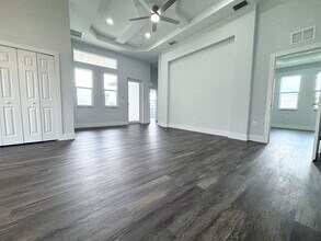 Building Photo - 4552/4554 20th St SW