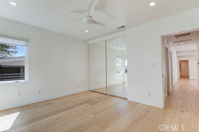Building Photo - 641 E Grinnell Dr
