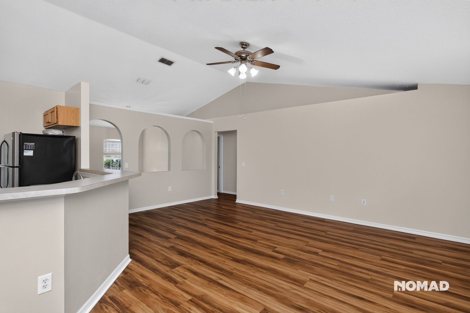 Building Photo - 14169 Spring Hill Dr