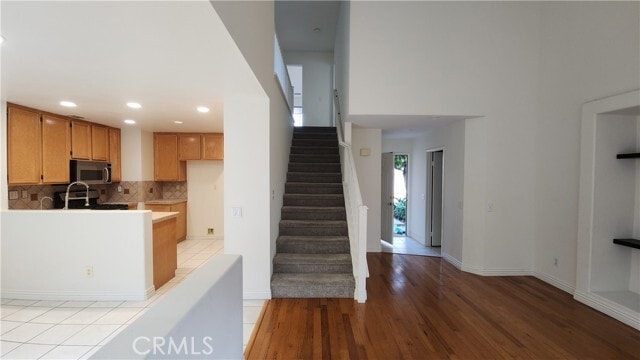 Building Photo - 14880 Honey Ct