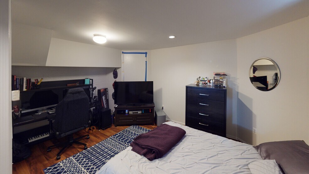 Building Photo - 9 Ashton Pl