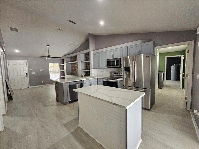 Building Photo - 622 Brooke Ct