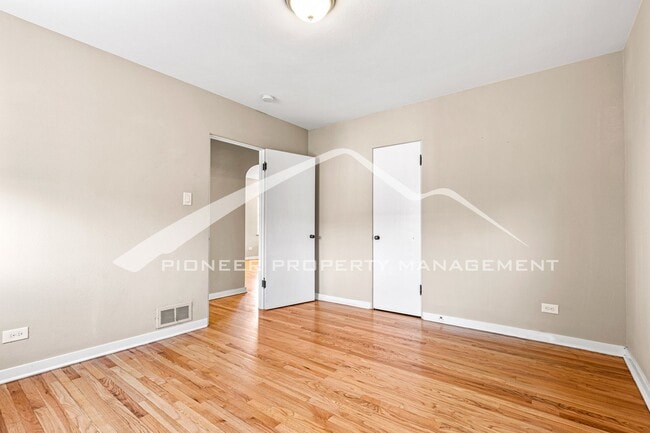 Building Photo - 1375 Locust St