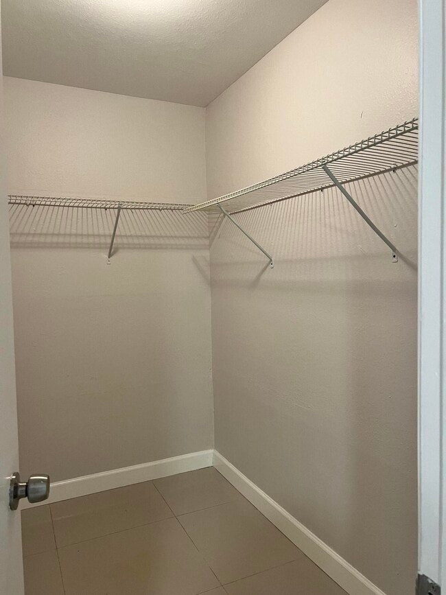 Building Photo - 8789 NW 39th St