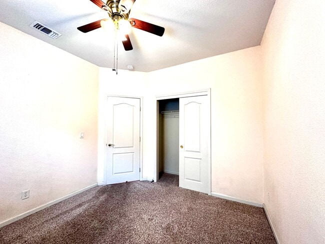 Building Photo - 3 Bedroom House Coming Available