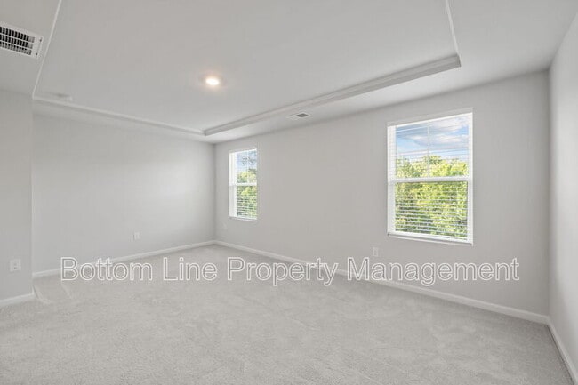 Building Photo - 1129 Lily Loch Wy