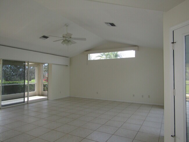 Building Photo - 198 Venice Palms Blvd