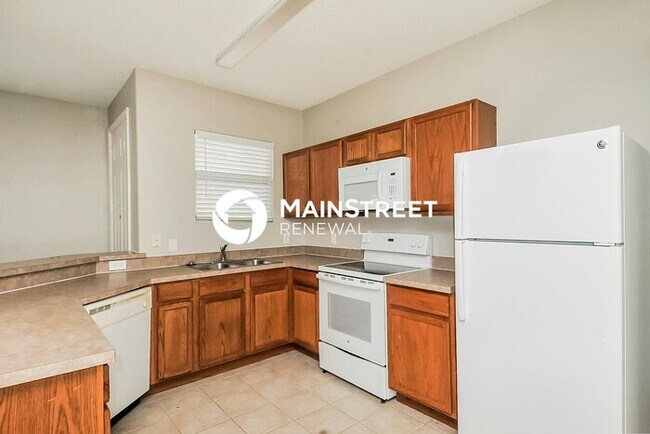 Building Photo - 3 Bedroom Pet-Friendly Home in Davenport, FL with Main Street Renewal