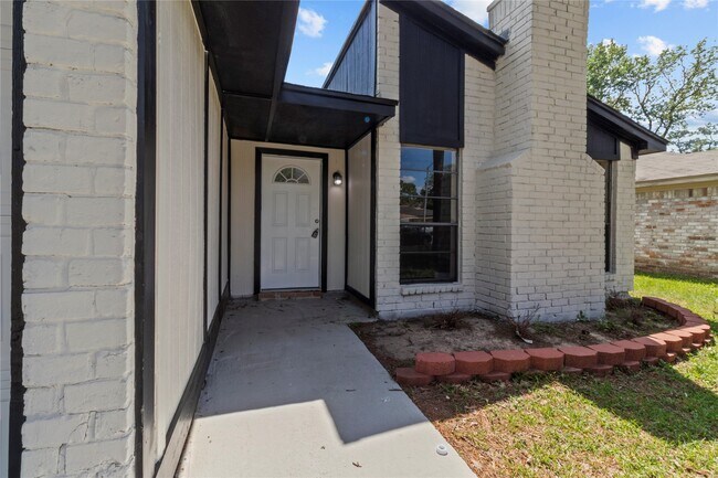 Building Photo - 5026 Fitzwater Dr