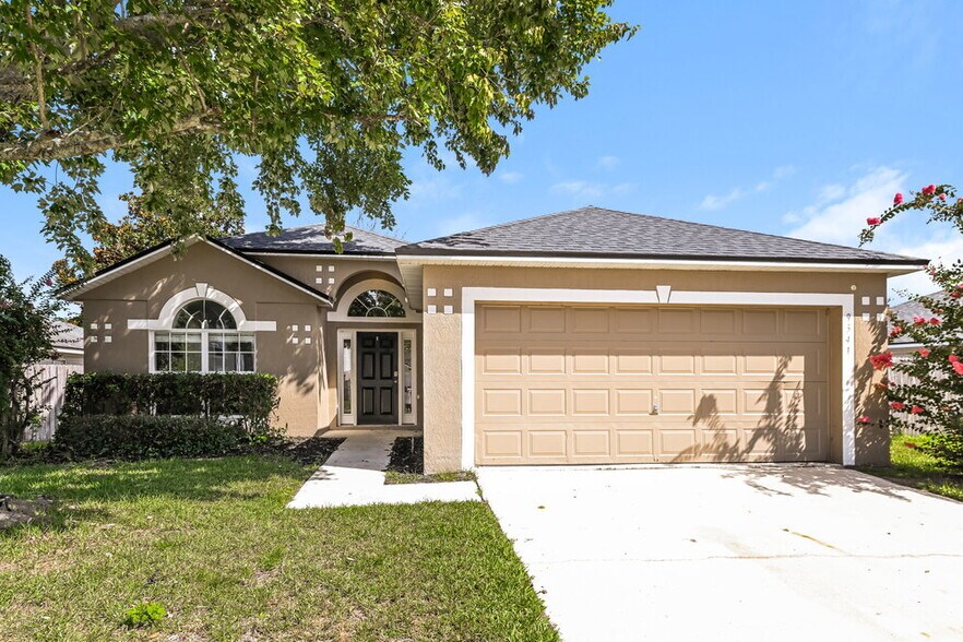 Primary Photo - 9341 Thunderbolt Dr
