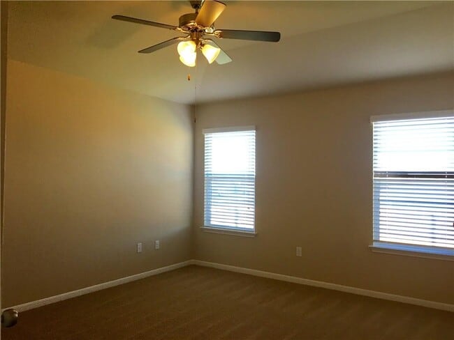 Building Photo - 100 Navidad River Dr
