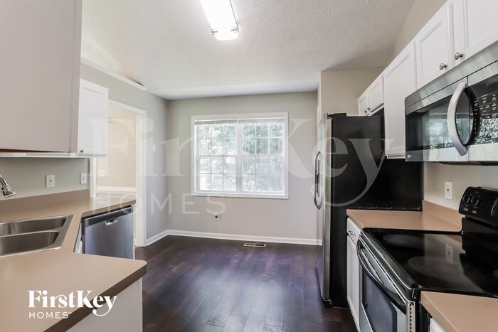 Building Photo - 273 Fairview Oak Pl