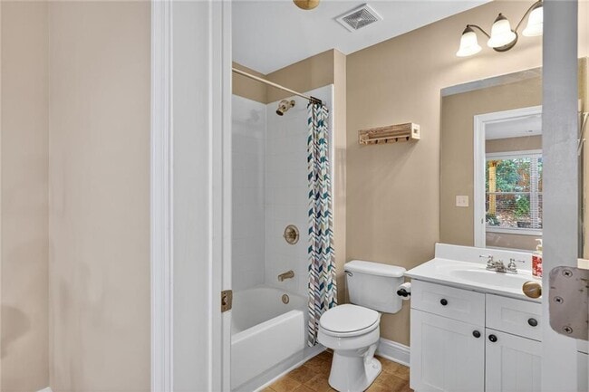 Building Photo - 10906 Gallier St