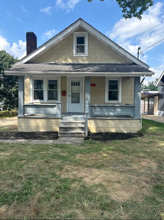 Building Photo - 975 Corwin Ave