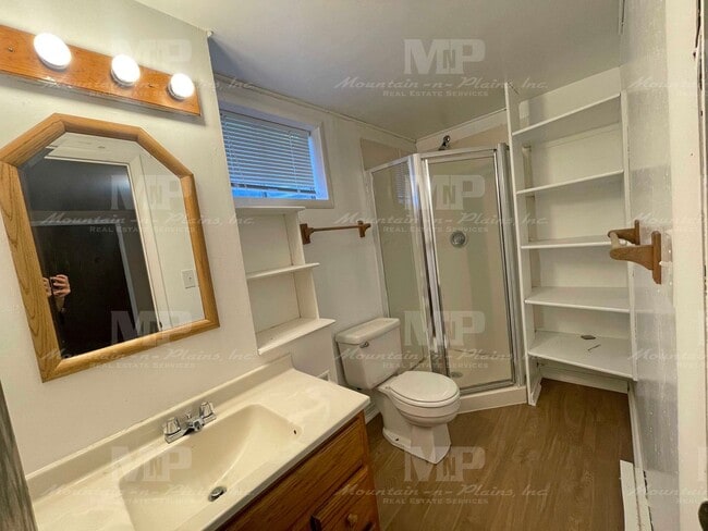 Building Photo - 1209 Montgomery St