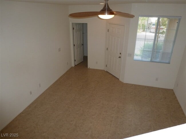 Building Photo - 8142 Amy Springs St