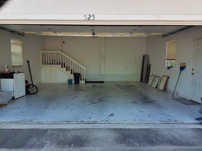Building Photo - 525 Northwood Hills Dr