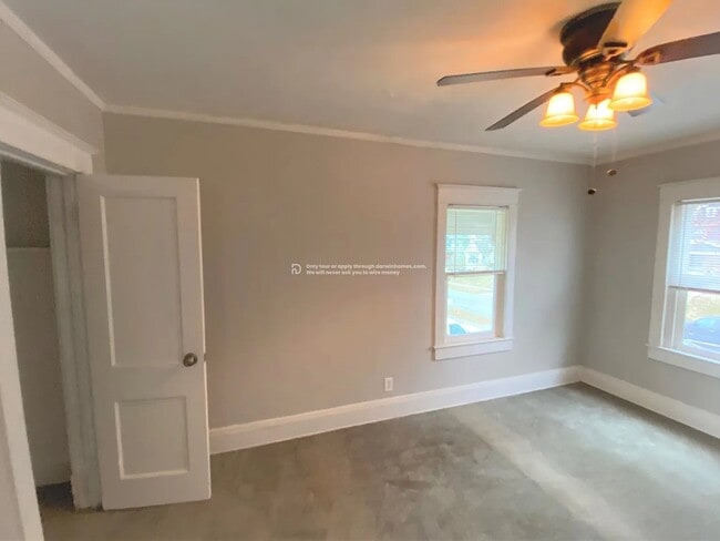 Building Photo - 3743 Flora Ave