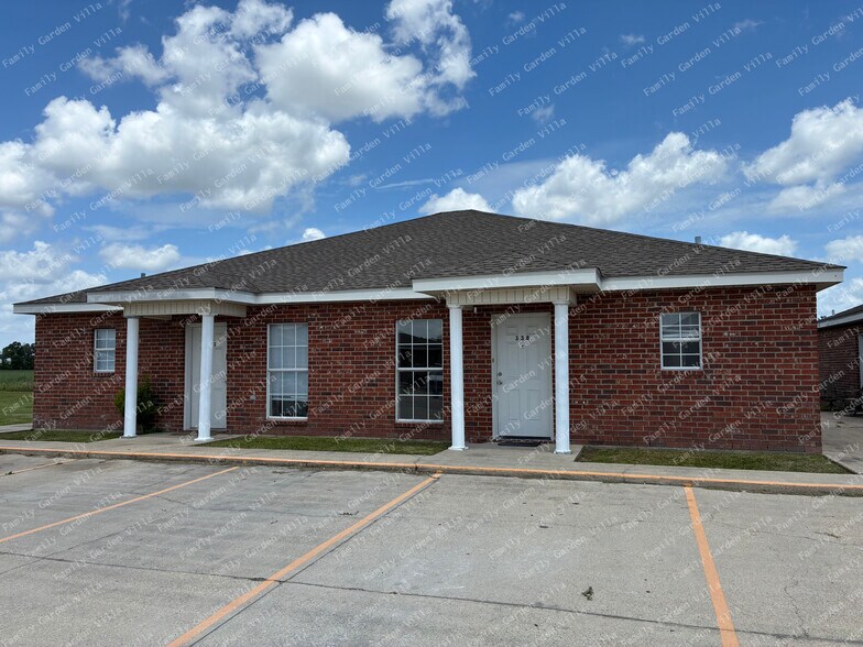 Building Photo - 338 Gloria St