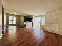 Building Photo - 10010 Brownie Dr