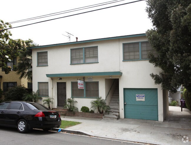 Primary Photo - 1620 E Appleton St