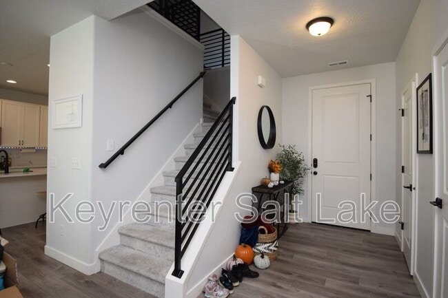 Building Photo - 2964 S 2500 W St