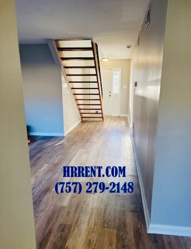 Building Photo - NEWLY Renovated 3 Bedroom 2.5 Bathroom Townhome located in the Mears Corner area of Virginia Beach!