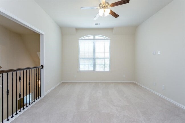 Building Photo - 4214 Quiet Dawn Ln
