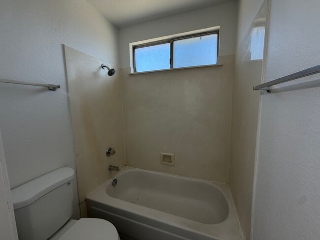 Building Photo - 8162 Morgan Hill Way