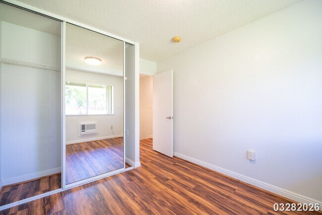 Building Photo - $3,200 / 3br - 974ft2 - Bright and Spacious 3BR/2BA/2PKG Townhome unit in Ku'ulako in Mililani (M...