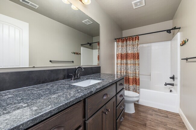 Building Photo - 5344 W Los Flores St