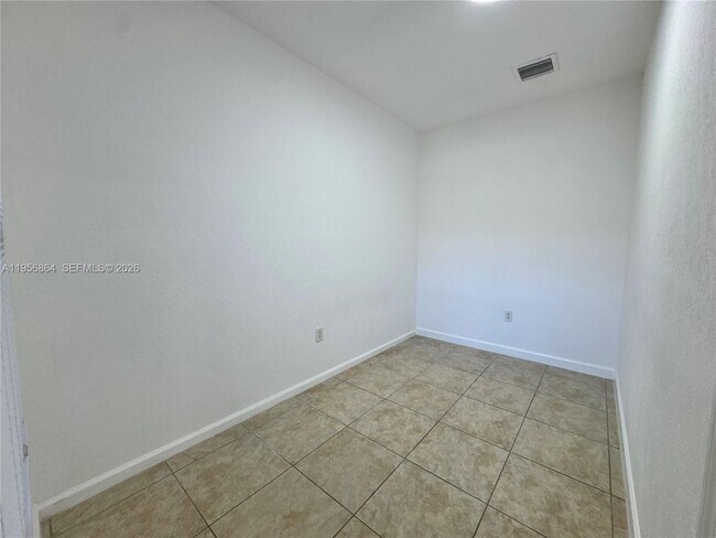 Building Photo - 2584 SW 122nd Terrace