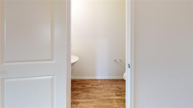 Building Photo - 15401 Solstice Cv