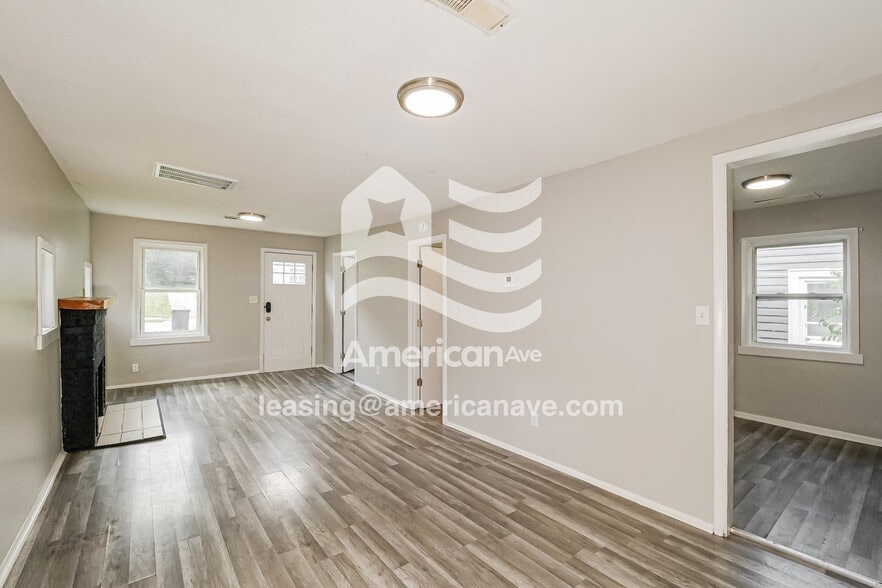 Building Photo - 7405 Montgall Ave