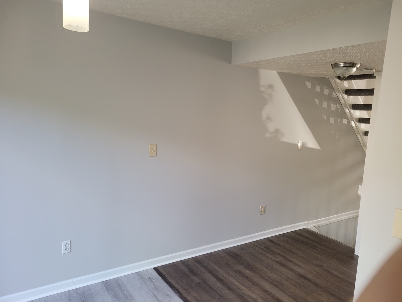 Building Photo - 872 Upholland Ln