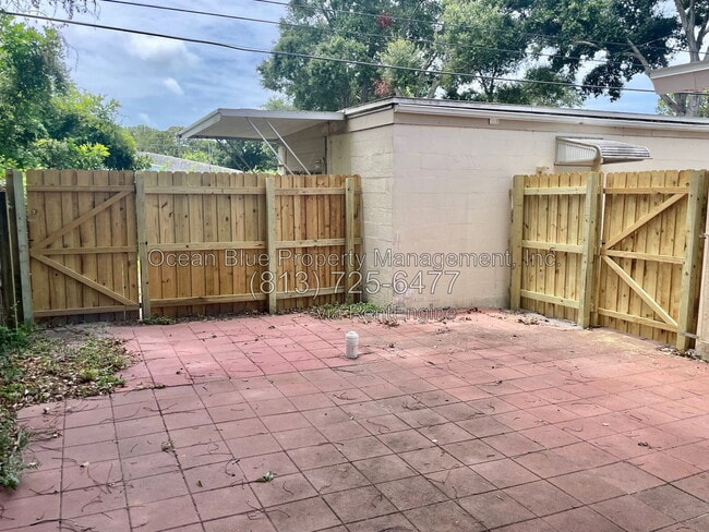 Building Photo - 104 Emerald Ln