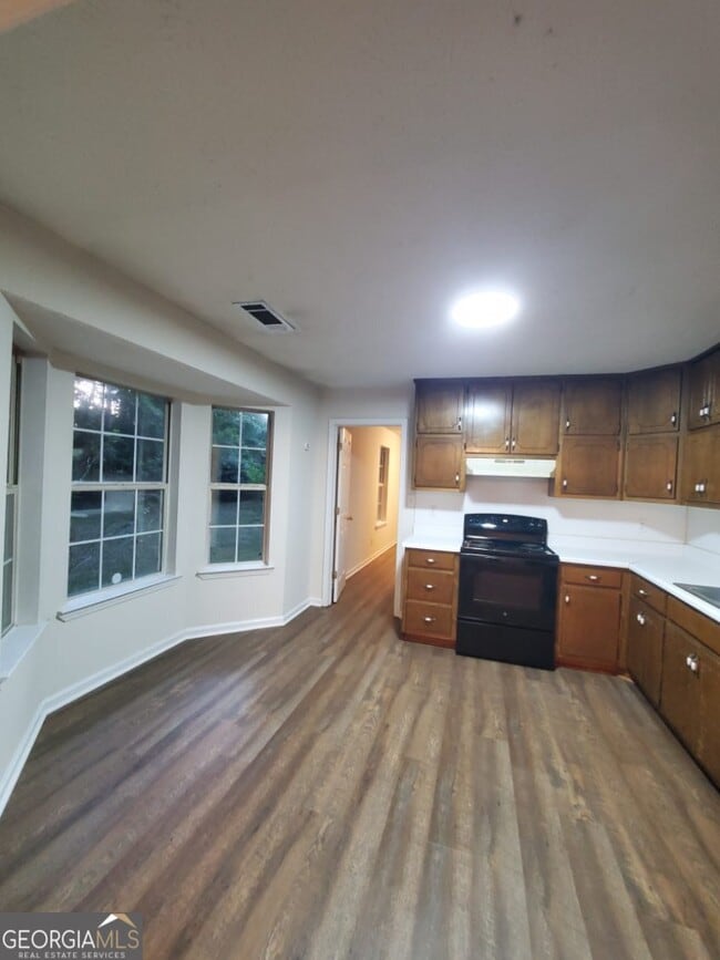 Building Photo - 217 Sweetgum Ln