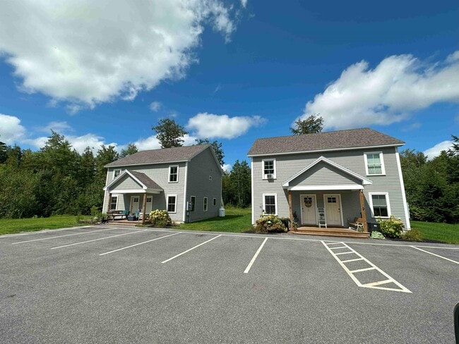Building Photo - 8 B Sedona Dr