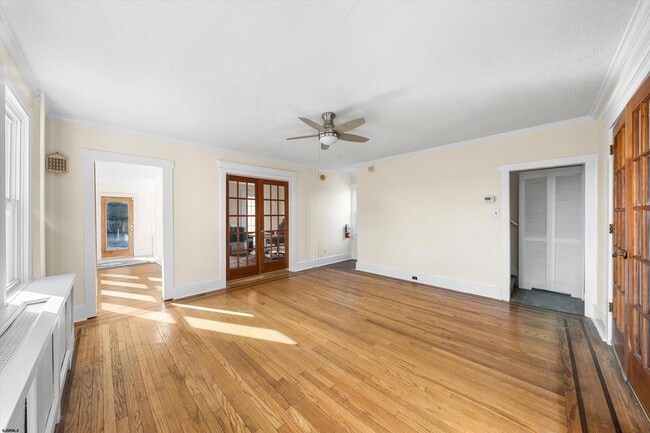 Building Photo - 616 W Ocean Heights Ave