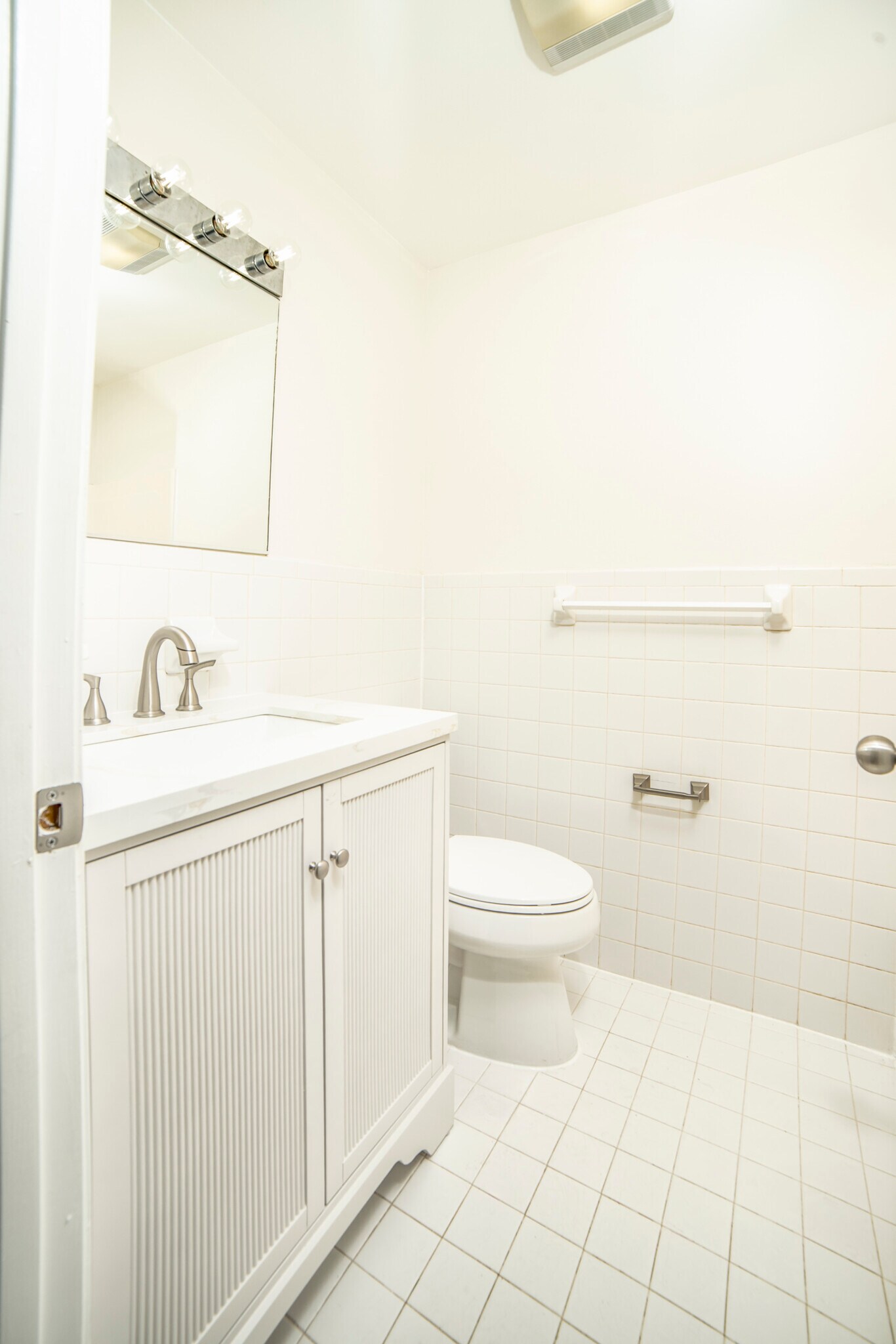 Bathroom - 127 S 8th St