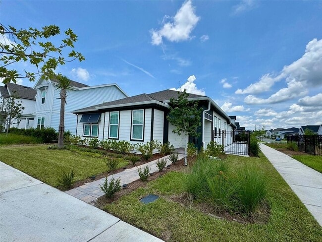 Building Photo - 3158 Voyager Ave
