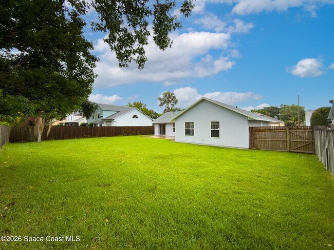 Building Photo - 2540 Wild Wood Dr