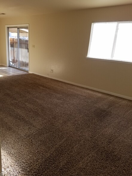 Primary Photo - Bentley Street Quadplex