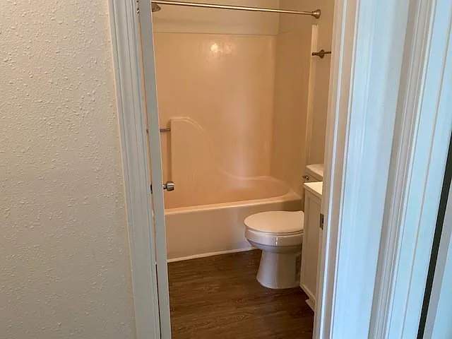 Building Photo - 312 Parkview Blvd