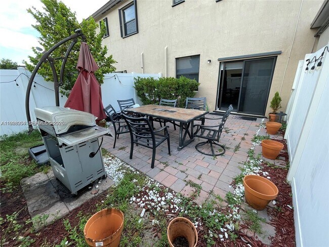 Building Photo - 10491 W 34th Ct