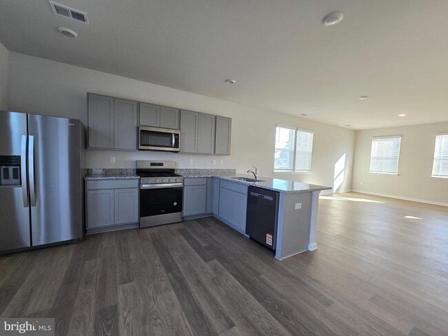 Building Photo - 10935 Farmerfield St