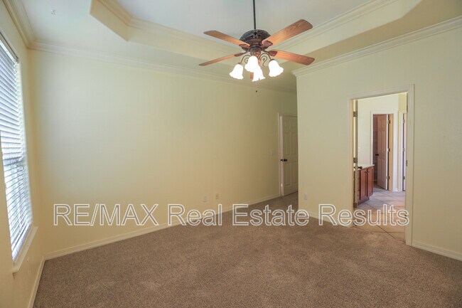 Building Photo - 3104 SW Tunica Ave