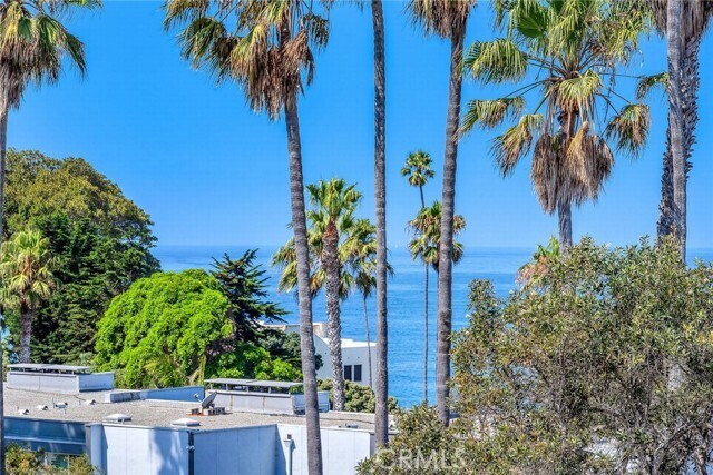Building Photo - 230 S Catalina Ave