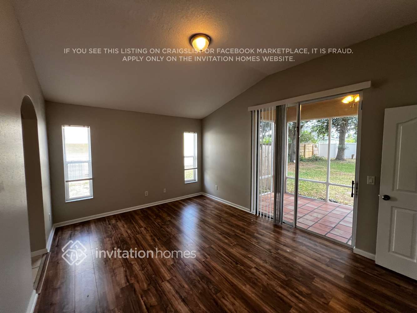 Building Photo - 2089 SW Idaho Ln